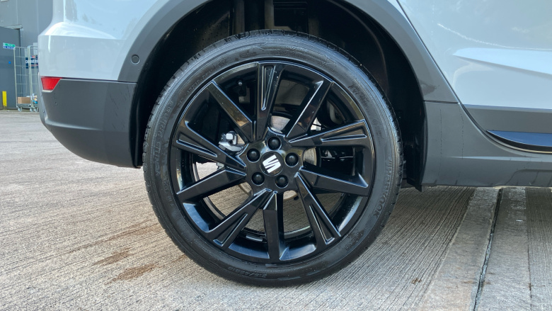 SEAT Arona 1.0 TSI 115 FR Black Edition 5dr Petrol Hatchback